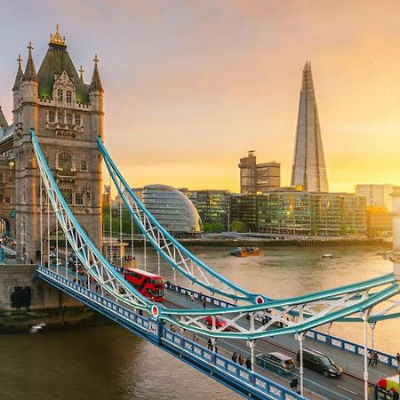 Tower Bridge Rainbow Suites London Eksteriør bilde